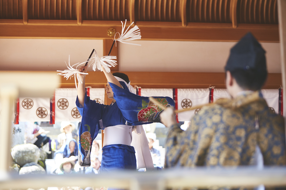 日本最古の民謡 こきりこ いのちの循環にささげる歌と踊り 一般社団法人 富山県西部観光社 水と匠 公式ウェブサイト